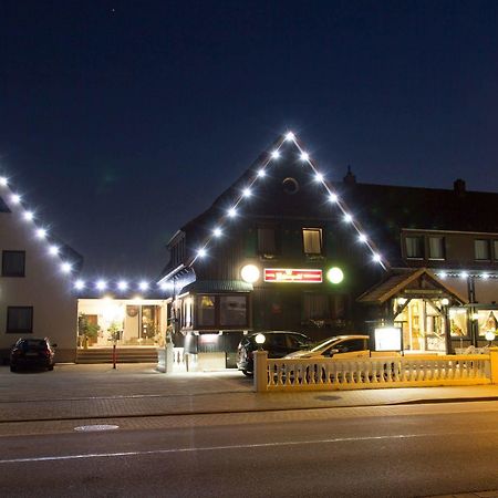 Hotel Kaiserquelle ザルツギッター エクステリア 写真