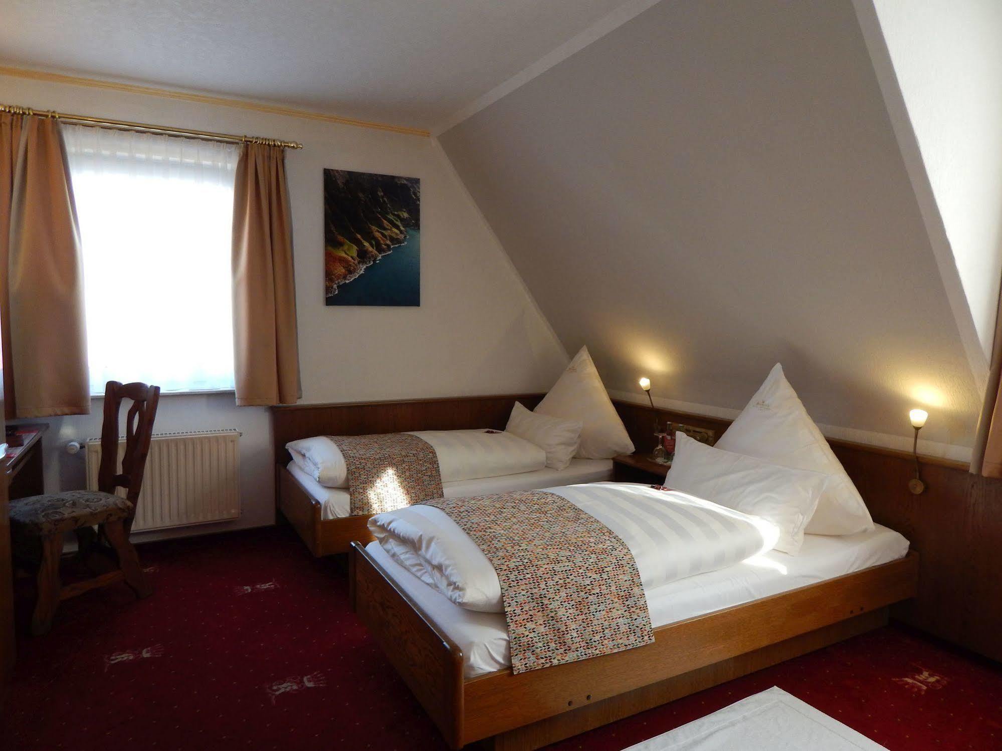 Hotel Kaiserquelle ザルツギッター エクステリア 写真